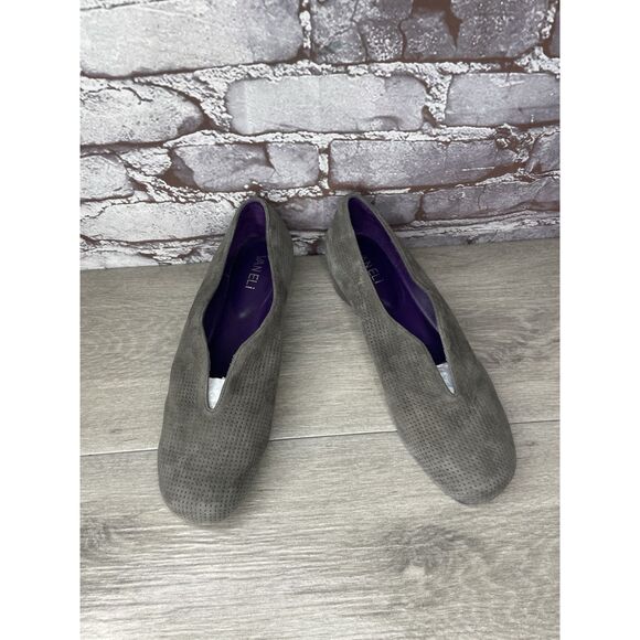 Vaneli Gray Suede Leather Perforated Slip On Wedge Shoes Women’s Sz 8.5W US/39EU - Picture 15 of 16